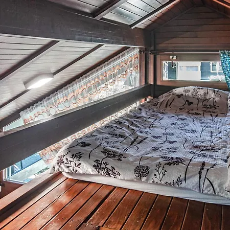 Daire Apartma Retro House Catez